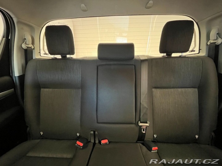 Toyota Hilux Double Cab - 2.8L Diesel 2026