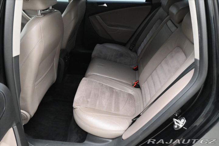 Volkswagen Passat 2,0 103kW NOVÁ STK 4/28 2010