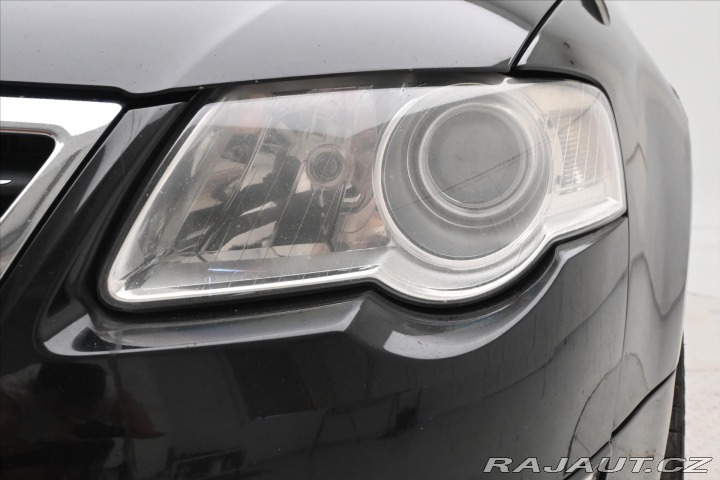 Volkswagen Passat 2,0 103kW NOVÁ STK 4/28 2010