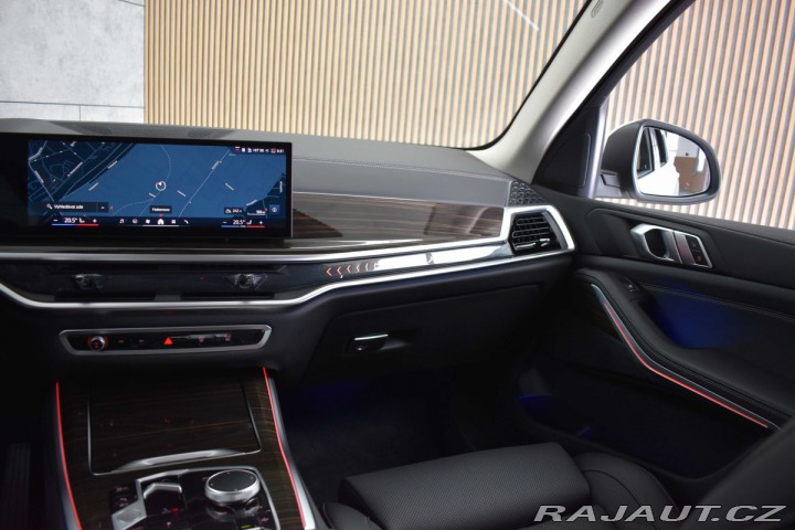 BMW X5 xDrive50e ZÁRUKA*AIR*TAŽN 2024