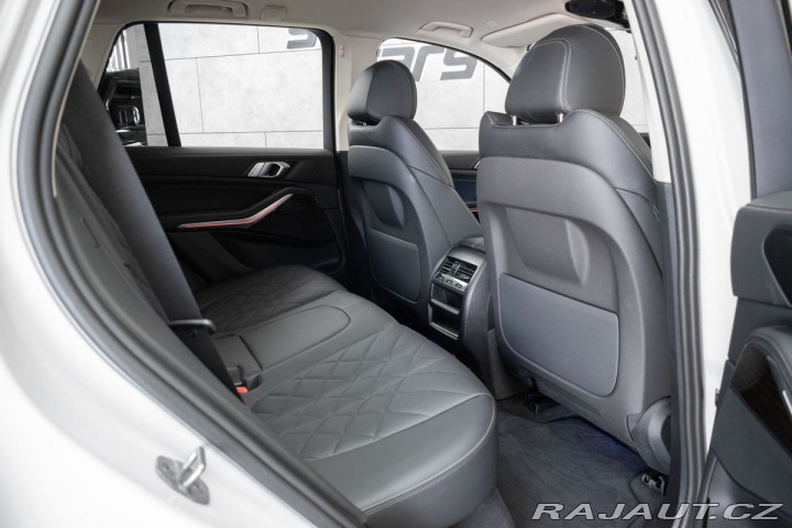 BMW X5 xDrive50e ZÁRUKA*AIR*TANŽ 2024