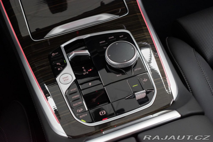 BMW X5 xDrive50e ZÁRUKA*AIR*TANŽ 2024