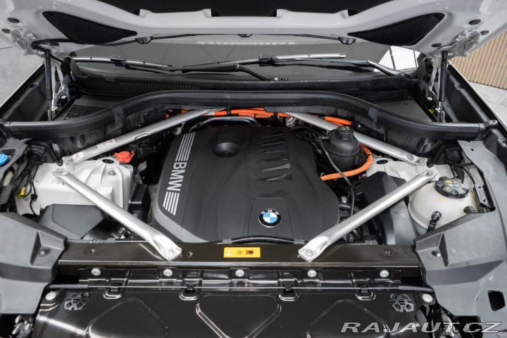 BMW X5 xDrive50e ZÁRUKA*AIR*TANŽ 2024