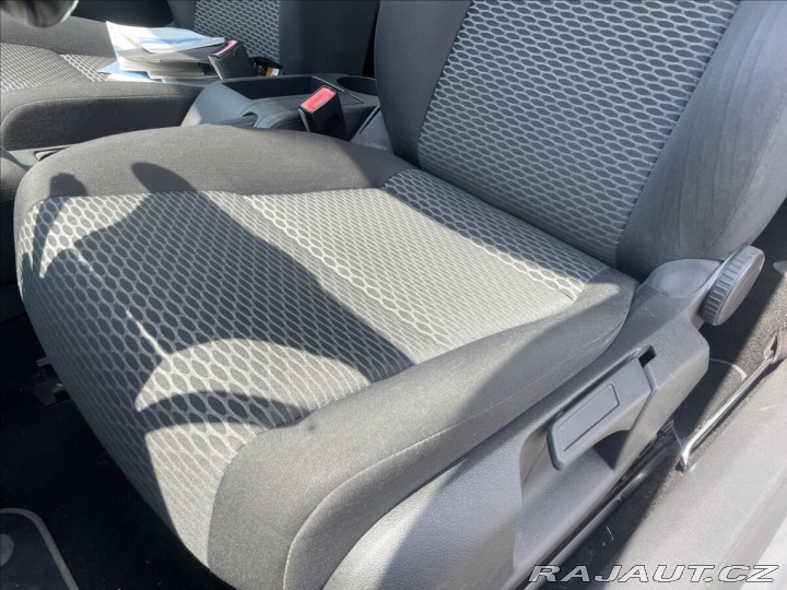 Volkswagen Golf 1,4 MPi 59kw Klima ESP 2009