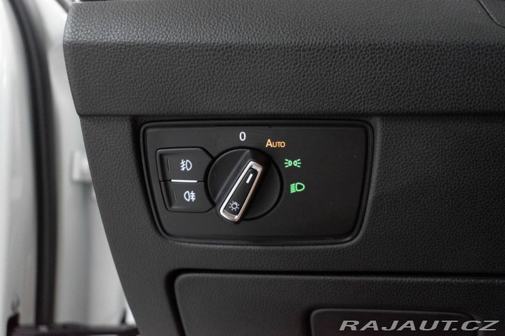 Volkswagen Passat 1.5 TSI REZERVACE 2021