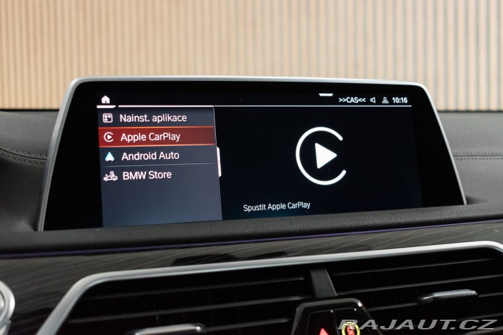 BMW 7 740d xD REZERVACE 2022