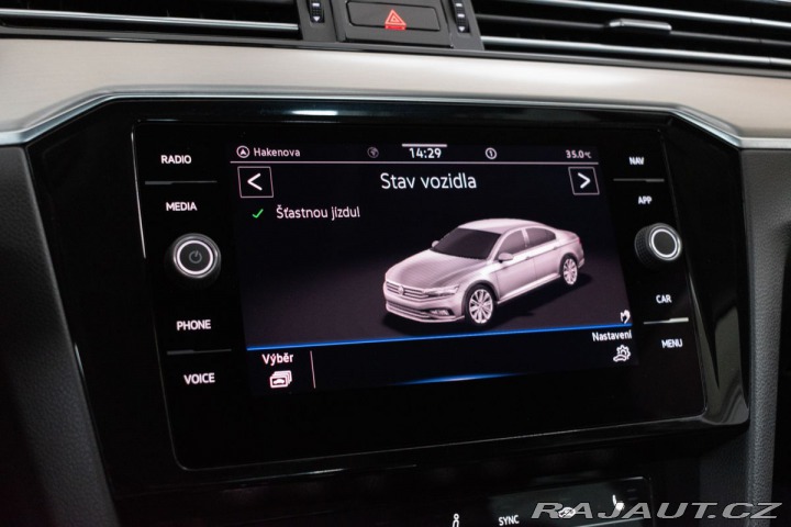 Volkswagen Passat 1.5 TSI REZERVACE 2021