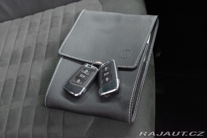 Volkswagen Passat 1.5 TSI REZERVACE 2021