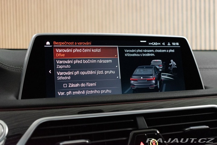 BMW 7 740d xD REZERVACE 2022