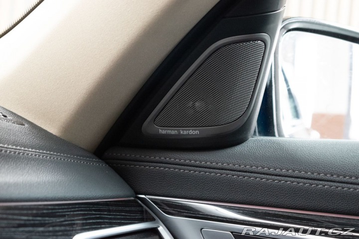BMW 7 740d xD REZERVACE 2022