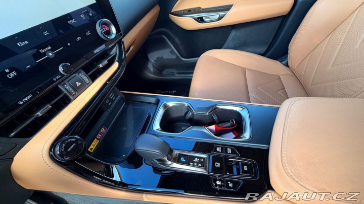 Lexus Ostatní modely NX 450h plus 450H+ 2,5 PHEV PRESTIGE 2025