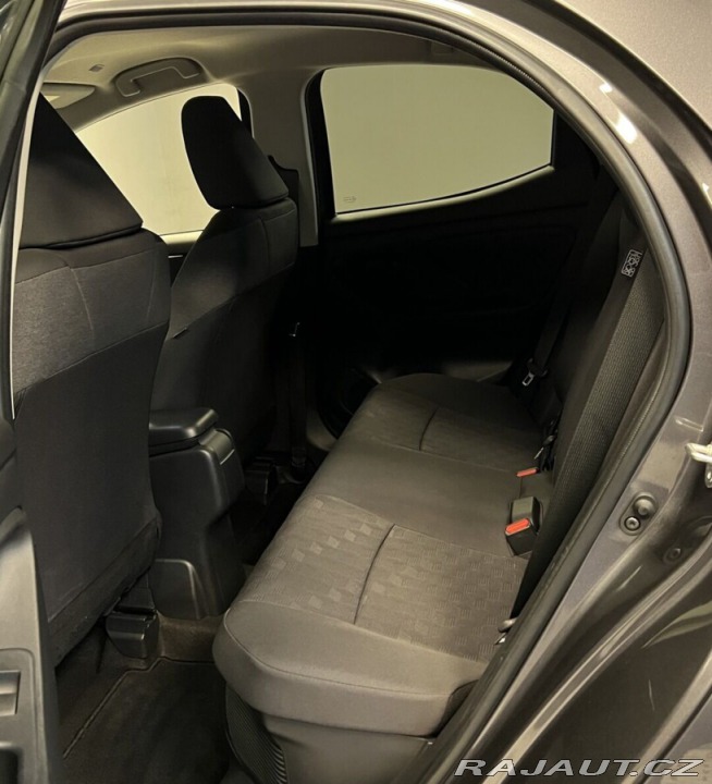 Toyota Yaris 1.5 Hybrid AT STYLE 2025