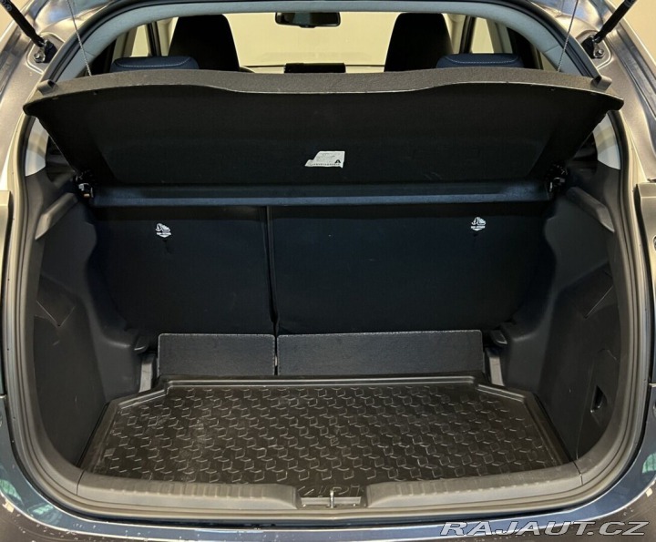 Toyota Yaris 1.5 Hybrid AT STYLE 2025