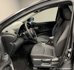 Toyota Yaris 1.5 Hybrid AT STYLE 2025