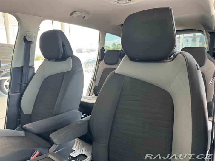 Citroën Grand C4 Picasso 1,6HDi 88kW*Navi*REZERVAC 2015