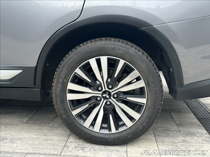 Mitsubishi Outlander 2,0 150PS Active A/T 2019