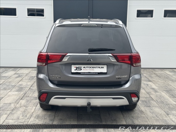 Mitsubishi Outlander 2,0 150PS Active A/T 2019