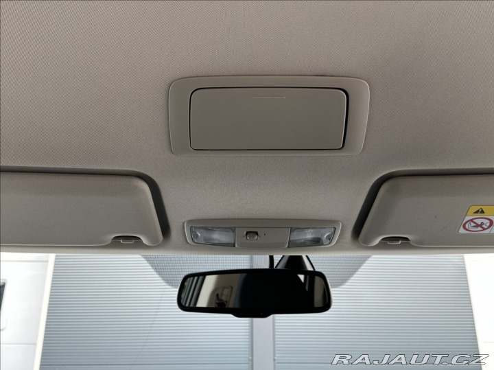 Mitsubishi Outlander 2,0 150PS Intense A/T 4x 2016