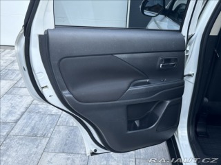 Mitsubishi Outlander 2,0 150PS Intense A/T 4x 2016