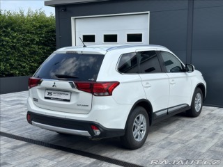 Mitsubishi Outlander 2,0 150PS Intense A/T 4x 2016