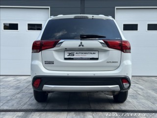 Mitsubishi Outlander 2,0 150PS Intense A/T 4x 2016