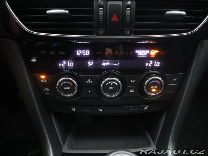 Mazda 6 2.0 107kW Center-Line 2013