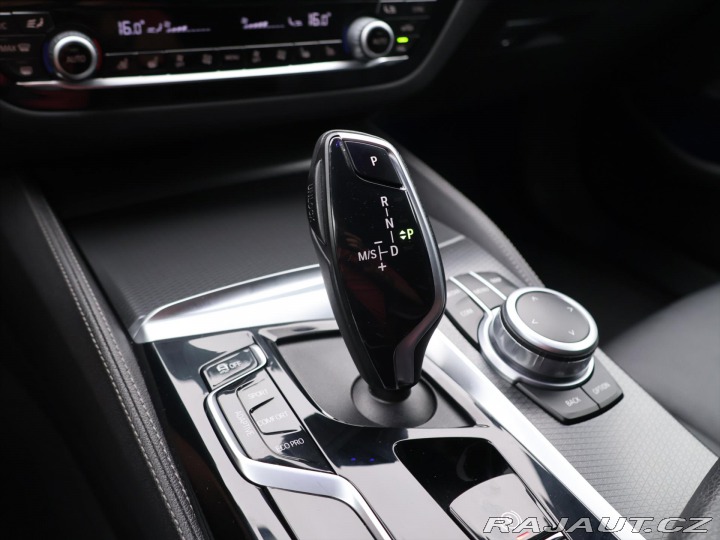 BMW 5 3,0 530d xD CZ M-Sport HU 2021