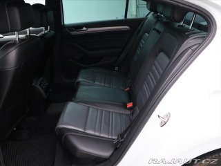 Volkswagen Passat 2,0 TDI 140kW DSG R-line 2017