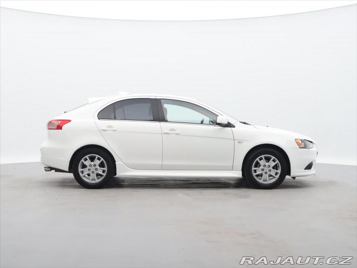 Mitsubishi Lancer 1,8 MIVEC 103kW CZ Sportb 2013