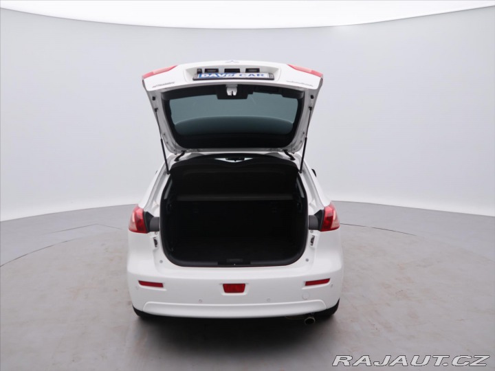 Mitsubishi Lancer 1,8 MIVEC 103kW SPORTBACK 2013