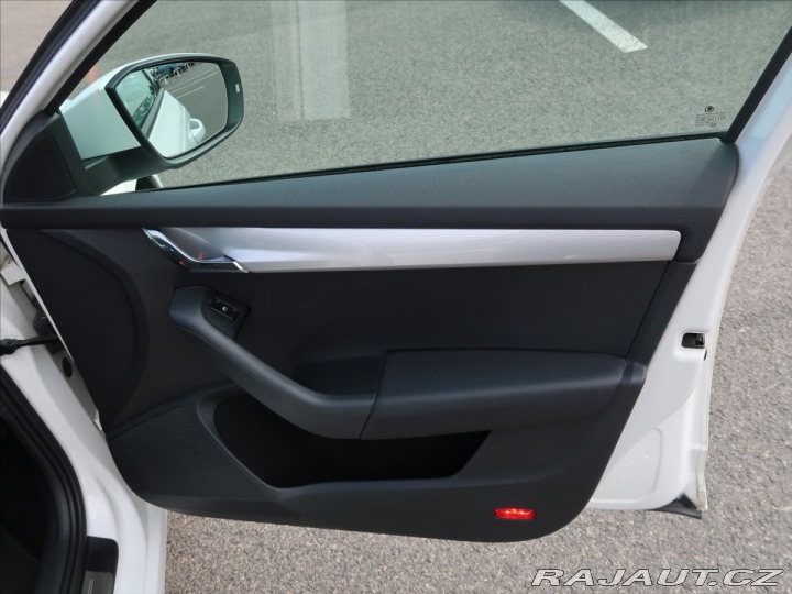 Škoda Octavia 1,6 TDi ČR Elegance 2015