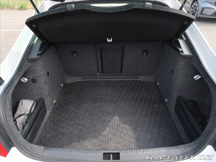 Škoda Octavia 1,6 TDi ČR Elegance 2015