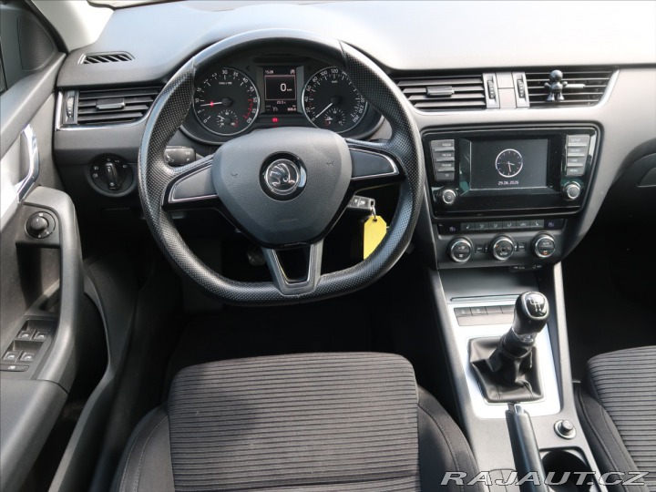 Škoda Octavia 1,6 TDi ČR Elegance 2015