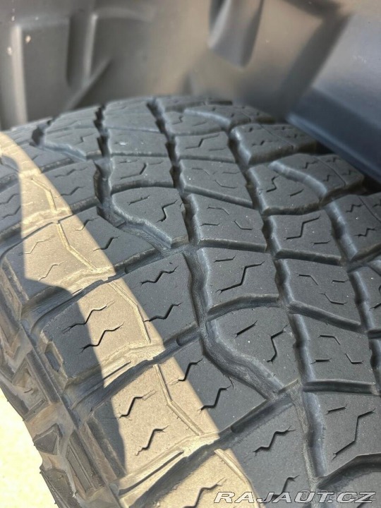 Dodge RAM 5,7 1500 1800