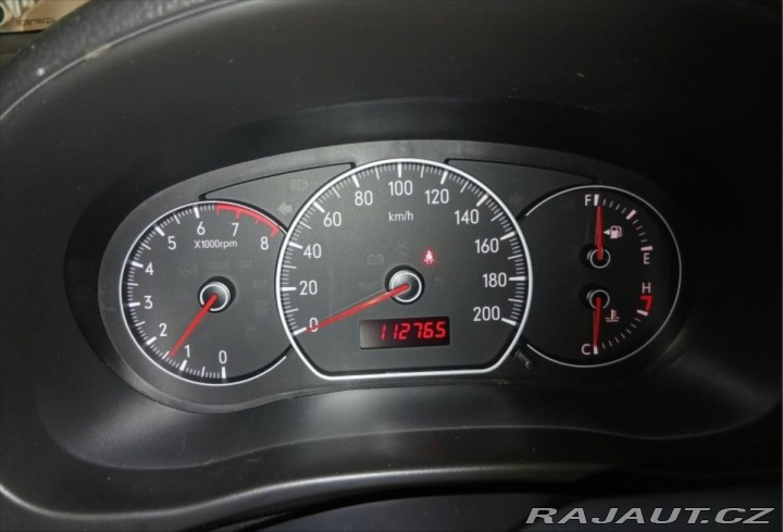 Suzuki SX4 najeto 112 700 km, r.v. 2 2008