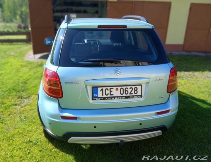 Suzuki SX4 najeto 112 700 km, r.v. 2 2008