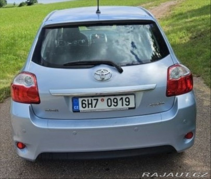 Toyota Auris 1,6   Valvematic 96KW 2012