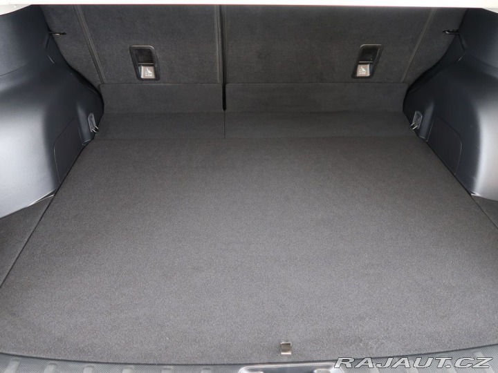 Subaru Forester 2.0,e-Boxer,4x4,Tažné,Com 2024