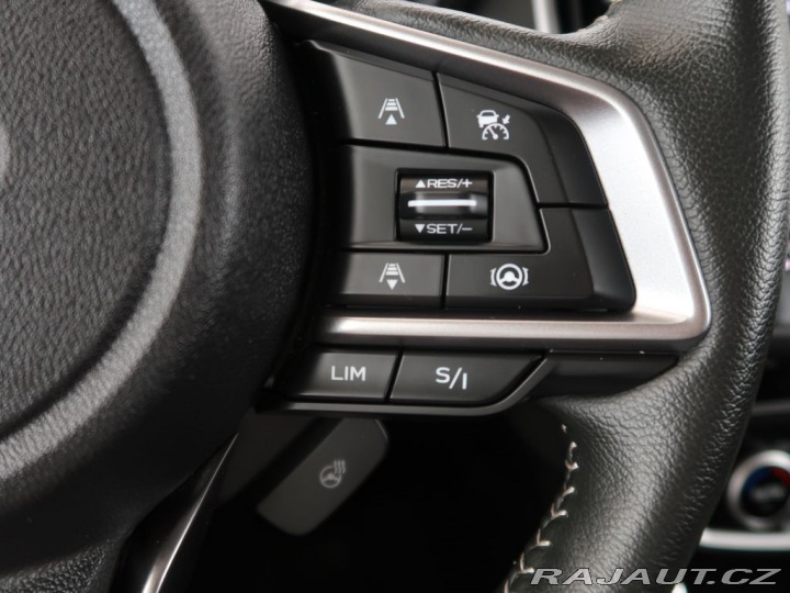 Subaru Forester 2.0,e-Boxer,4x4,Tažné,Com 2024