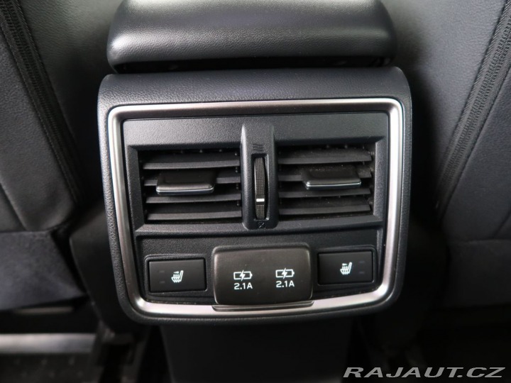 Subaru Forester 2.0,e-Boxer,4x4,Tažné,Com 2024