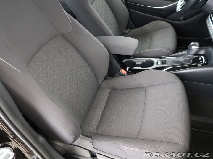 Toyota Corolla 2.0Hybrid,CZ,1Maj,Comfort 2022