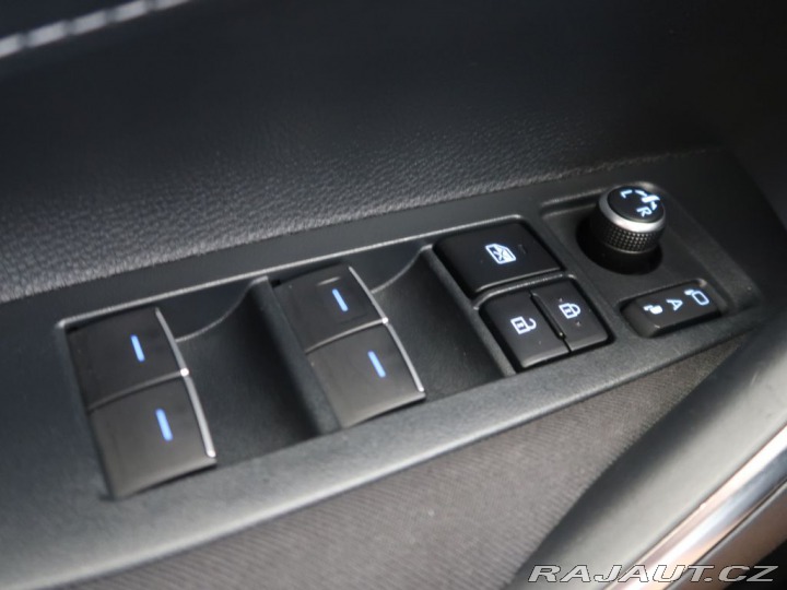Toyota Corolla 2.0Hybrid,CZ,1Maj,Comfort 2022