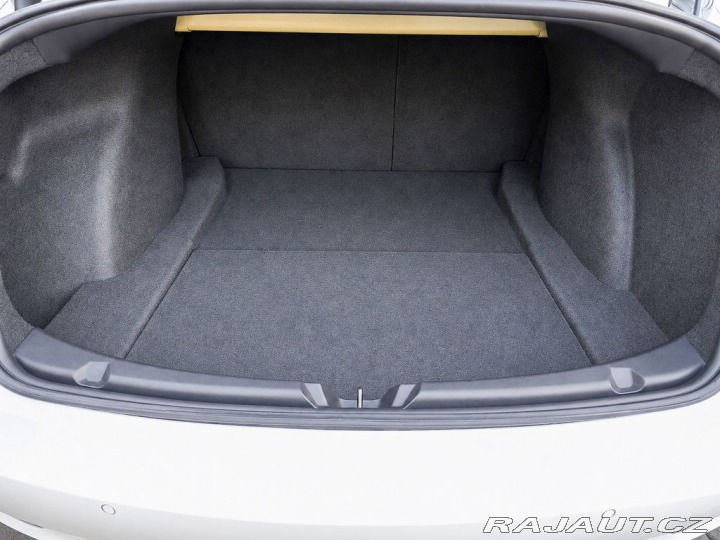 Tesla Model 3 Long Range, Dual Motor, 3 2022