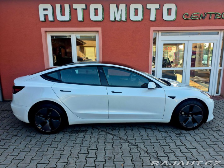 Tesla Model 3 Long Range, Dual Motor, 3 2022