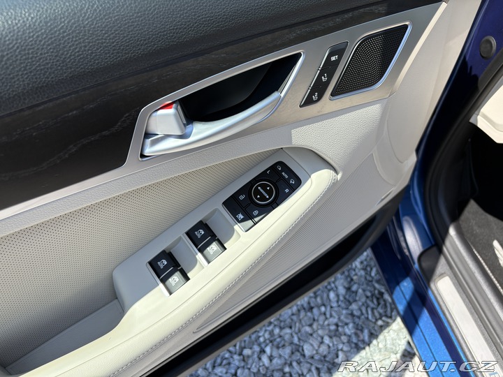 Hyundai Genesis 3.8i Htrac 2017