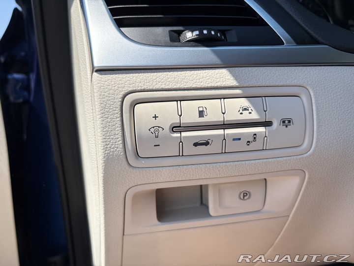 Hyundai Genesis 3.8i Htrac 2017