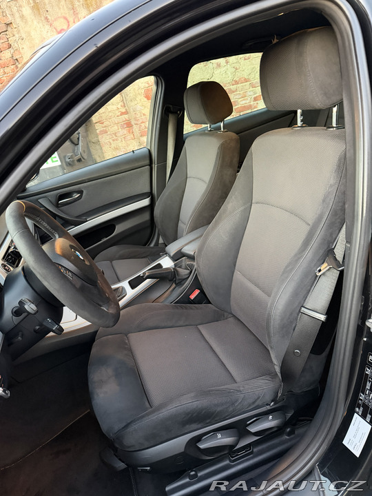 BMW 3 BMW E90 330D Xdrive 2011