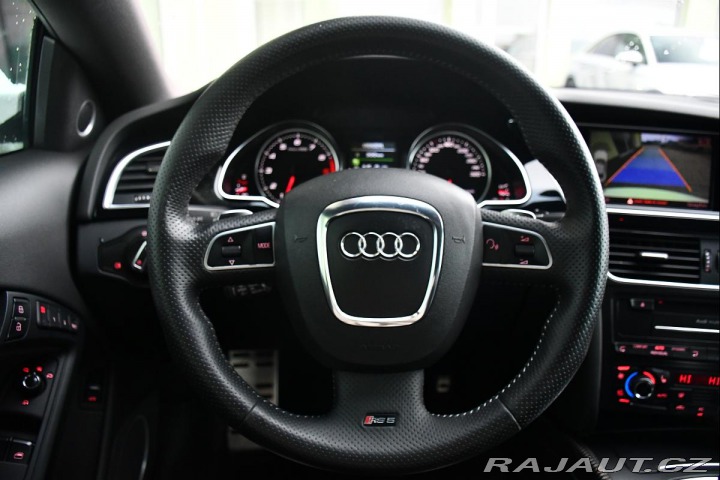 Audi RS5 4.2 V8 B&O PO VELKÉM 2010