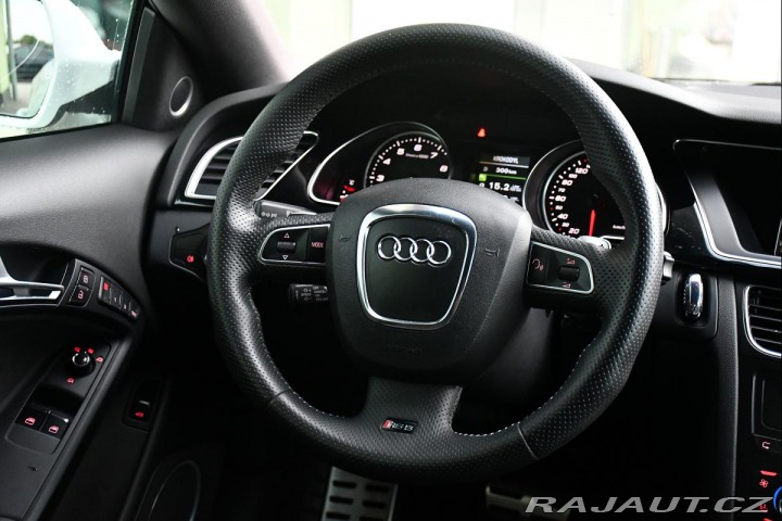 Audi RS5 4.2 V8 B&O PO VELKÉM 2010