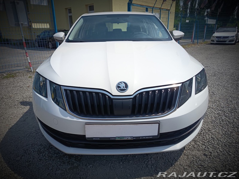 Škoda Octavia 1,6TDI Ambition ČR 85kw